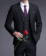 結(jié)婚西服選什么顏色好？